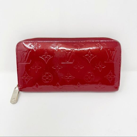 Louis Vuitton Red Vernis Zippy Wallet - Picture 1 of 12